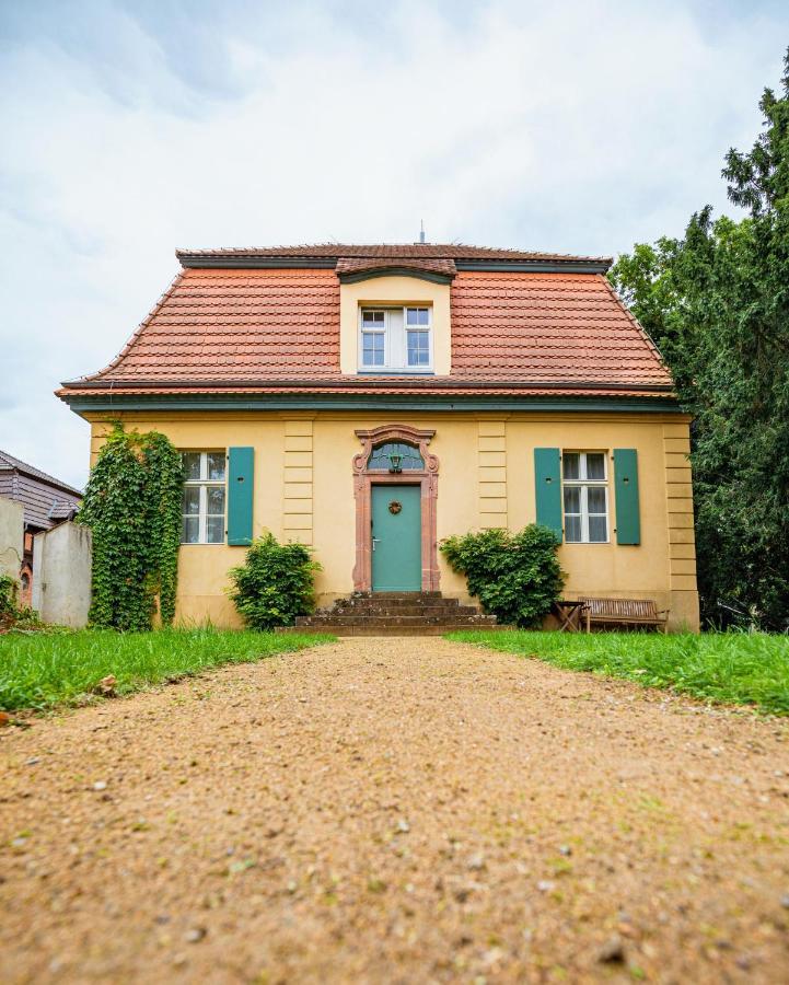 Kavaliershaus Krumke - Gaestehaus Im Schlosspark - Schluesselbox - Kein Tv Exterior foto
